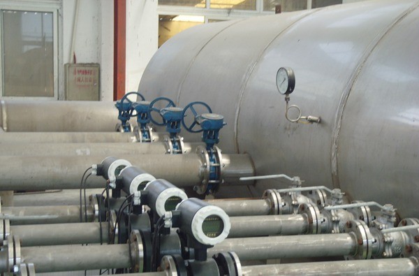 測量蠟液流量液體電磁流量計(jì)