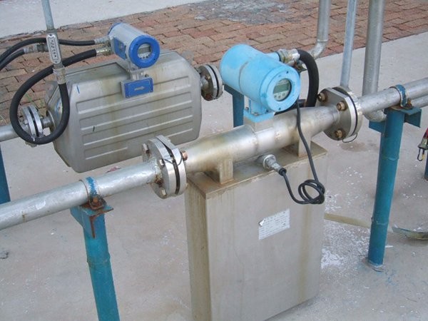 適合測量污泥的科里奧利流量計