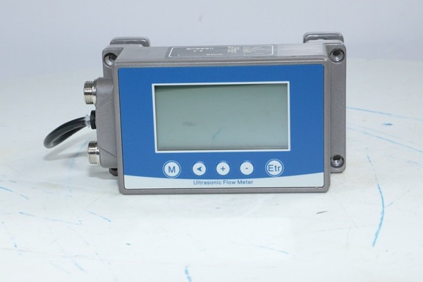 適合測量飲料的超聲波流量計