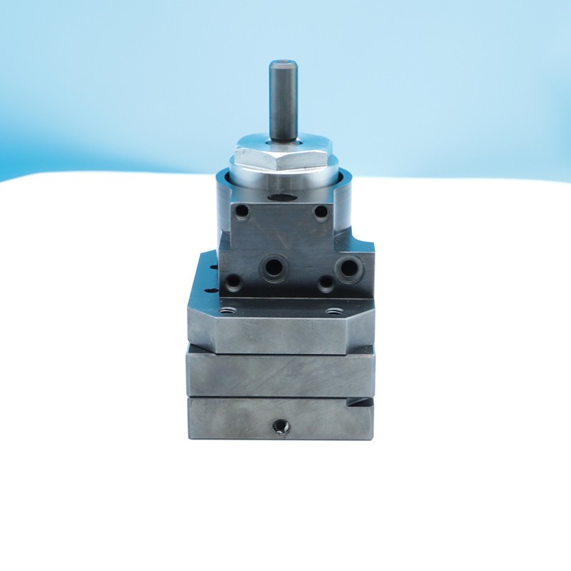 輸送計(jì)量化工溶劑的齒輪計(jì)量泵