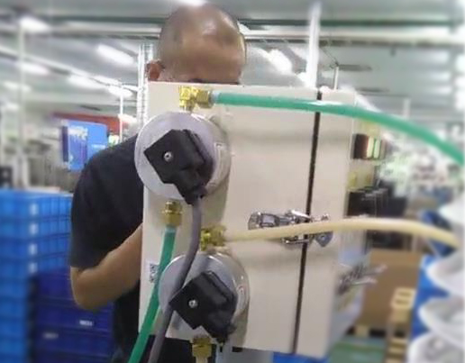 AB膠水微小流量計應(yīng)用